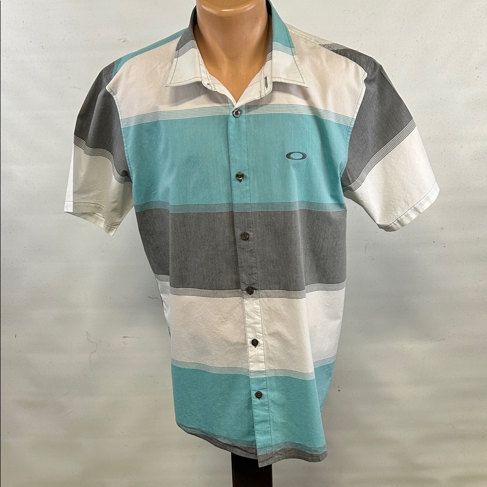 Oakley short sleeve button down shirt.  XL